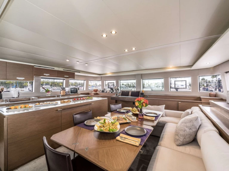 Vermietung Katamaran Lagoon mit Führerschein