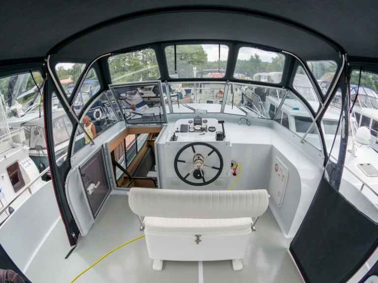 Vermietung Hausboot Gruno mit Führerschein