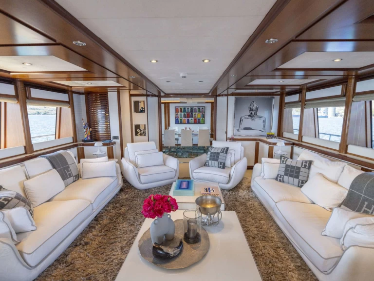 Yacht mieten in Athen zum besten Preis