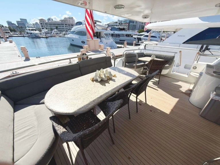 Yacht mit oder ohne Skipper Lazzara mieten in City of West Palm Beach