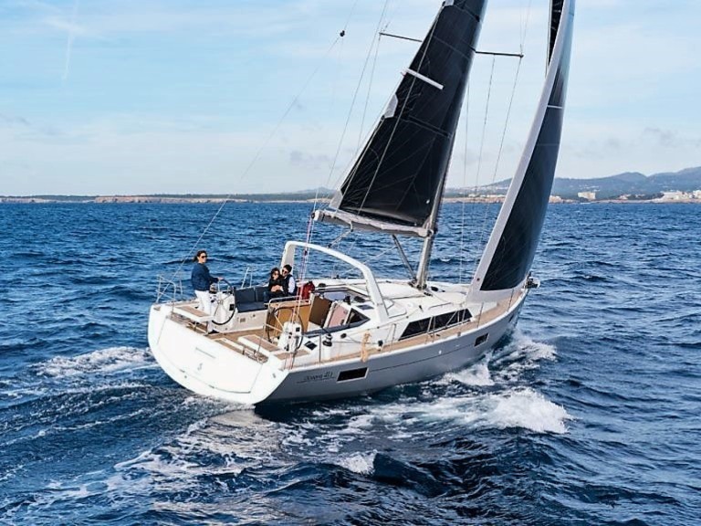 YachtCharter in Gouviá - Bénéteau Oceanis 41.1 auf SamBoat
