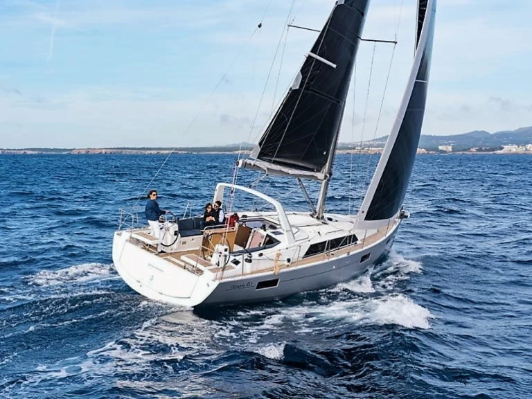 YachtCharter in Gouviá - Bénéteau Oceanis 41.1 auf SamBoat