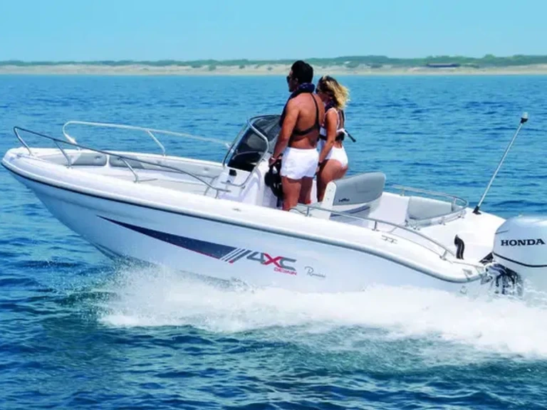 Vermietung Motorboot 4XC mit Führerschein