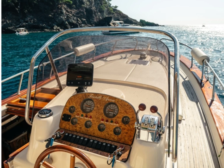 YachtCharter in Lavagna - Fratelli Aprea Sorrento 7,50 open cruise auf SamBoat
