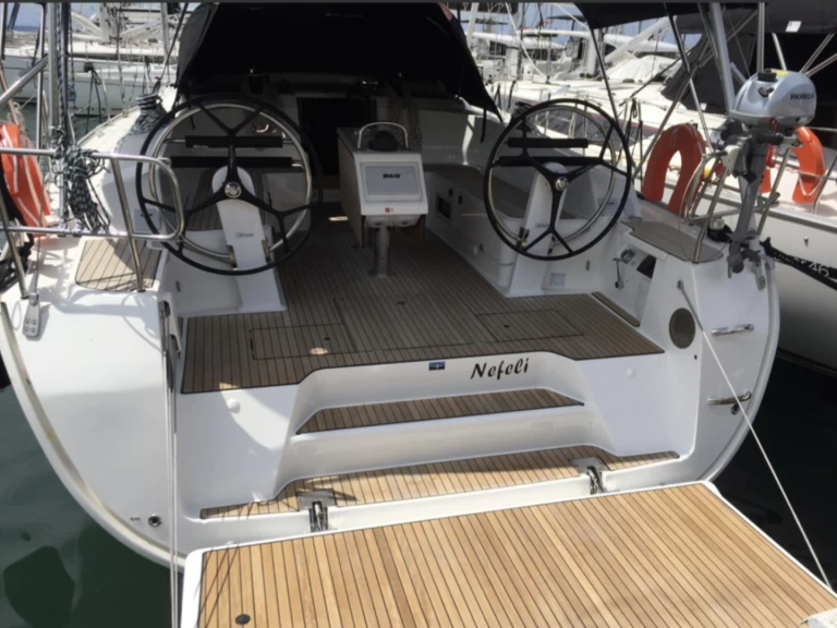 Bavaria Cruiser 46 mieten Skiathos