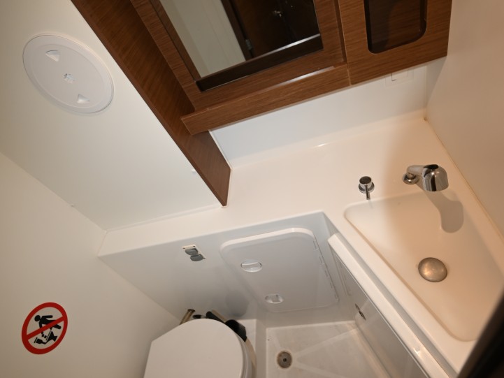 Boot mieten Lefkáda günstig Lagoon 42