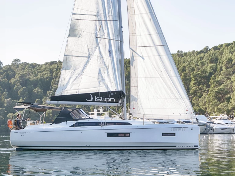 Bootsverleih Bénéteau Oceanis 37.1 Skradin Samboat