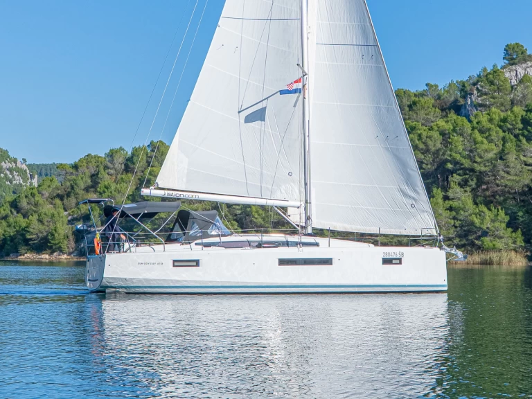YachtCharter in Skradin - Jeanneau Sun Odyssey 410 auf SamBoat