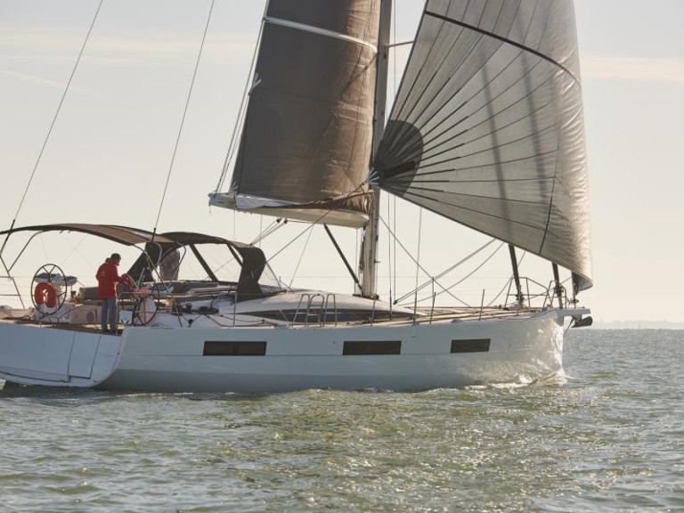 Boot mieten Néa Péramos günstig Jeanneau 60