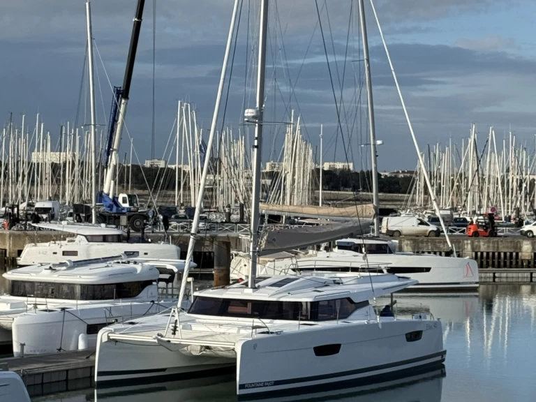 Ein Fountaine Pajot Elba 45 mieten in Road Town
