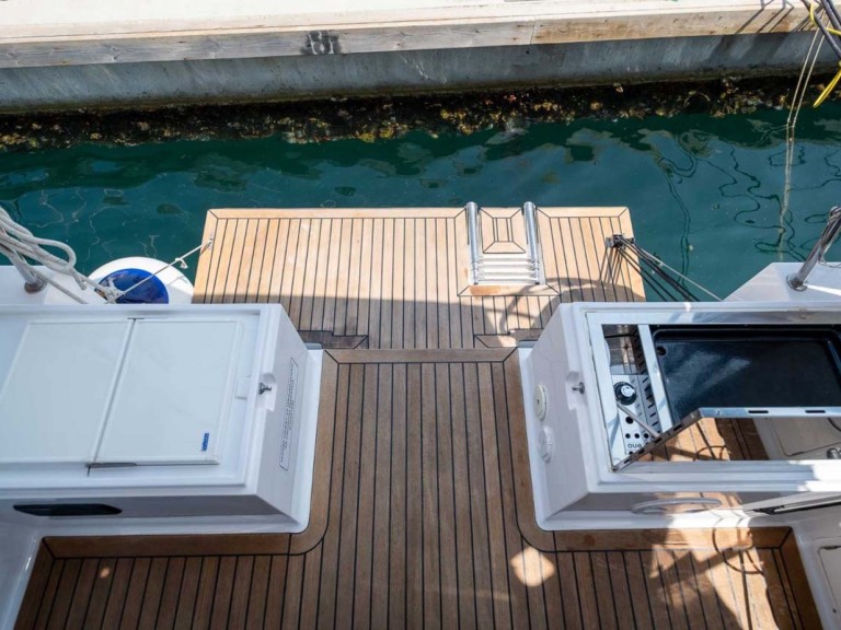 Segelboot mit oder ohne Skipper Elan mieten in Pula