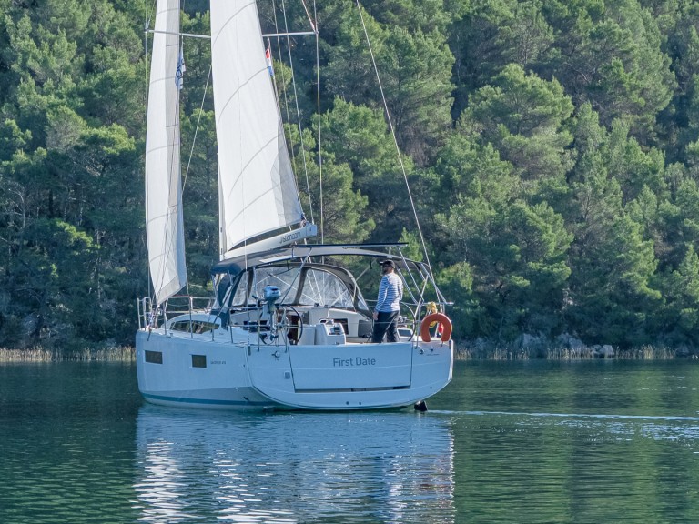 Segelboot mit oder ohne Skipper Jeanneau mieten in Skradin