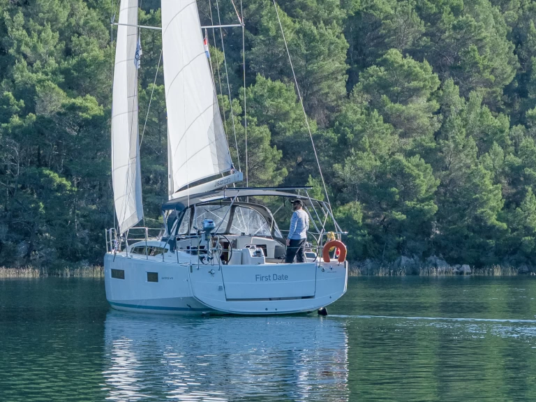 Segelboot mit oder ohne Skipper Jeanneau mieten in Skradin