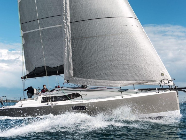 Segelboot mit oder ohne Skipper Bavaria mieten in Larmor-Plage