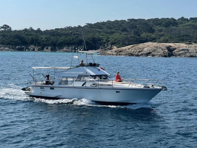 YachtCharter in Hyères - Guy Couach Guy Couach 1201 Fly auf SamBoat