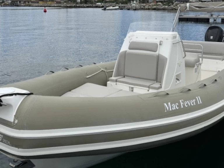 Ein Joker Boat Clubman 26 mieten in Porto-Vecchio