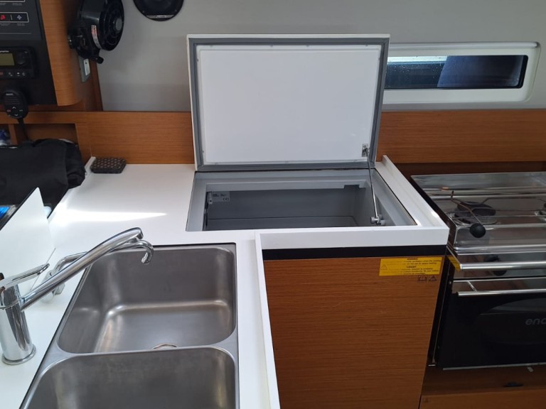 Vermietung Segelboot Jeanneau mit Führerschein