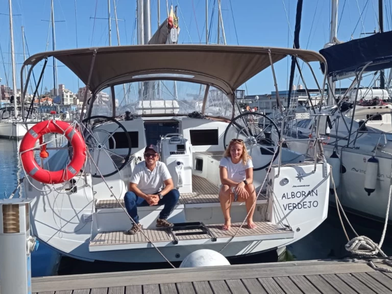 Ein Jeanneau Sun Odyssey 410 mieten in Las Galletas