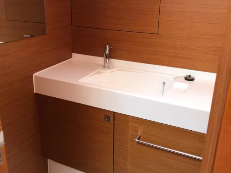 Ein Jeanneau Sun Odyssey 519 mieten in Palmeira