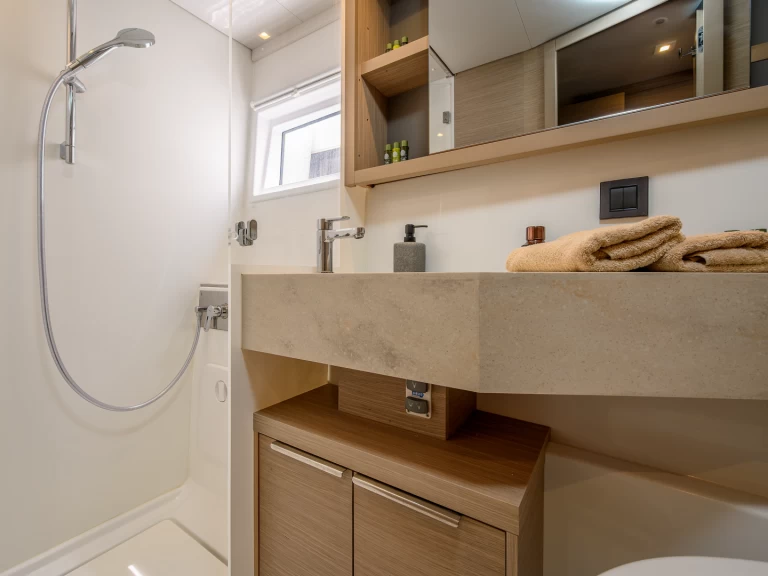 Boot mieten Trogir günstig Lagoon 46