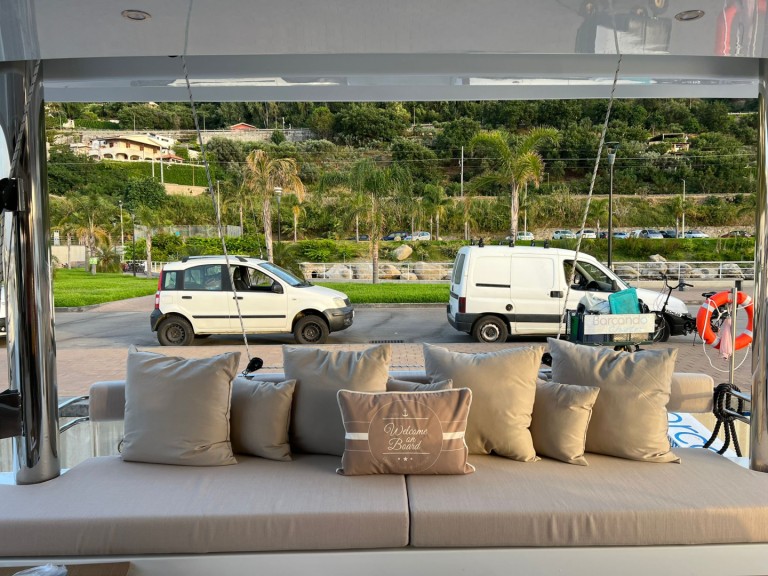 Ein Bali Bali 5.4 mieten in Olbia