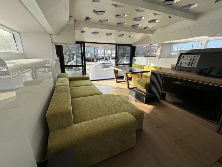 Katamaran mieten in Zadar -  Delta F40-XT