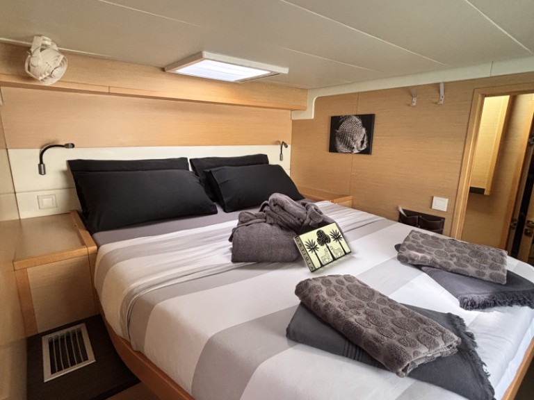 Katamaran mit oder ohne Skipper Lagoon mieten in Capo d'Orlando