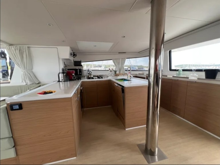 Bootsverleih Bali Bali 5.4 Eden Island Samboat