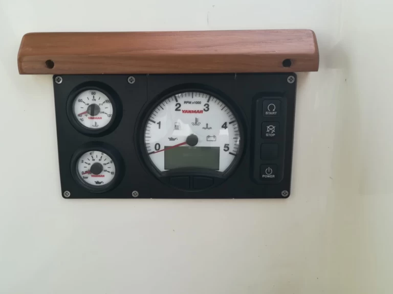 Ein D&D Yacht D&D Kufner 54.2 mieten in Punat