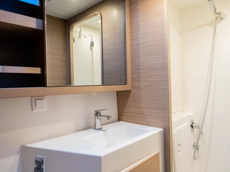 Boot mieten Tivat günstig Lagoon 42