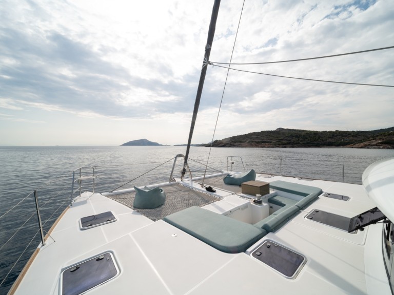 Katamaran mieten in Néa Péramos zum besten Preis