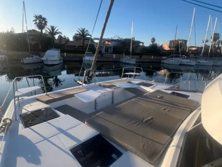 Katamaran mit oder ohne Skipper Bali mieten in Palermo