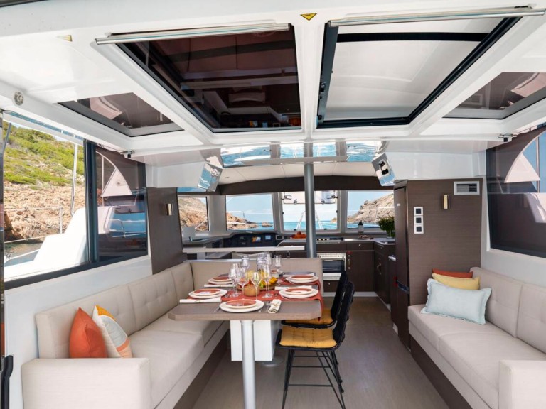 Ein Bali Bali Catspace Voile mieten in Palermo