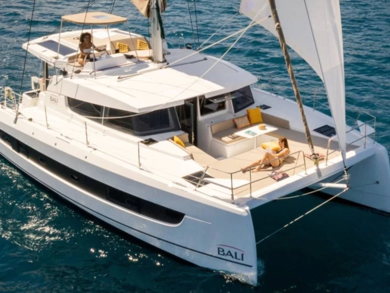 YachtCharter in Ajaccio - BALI 4.2 VI (4D/2C/2P) BALI 4.2 VI auf SamBoat