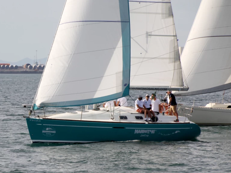 Segelboot mieten in Getxo - Bénéteau First 36 S7