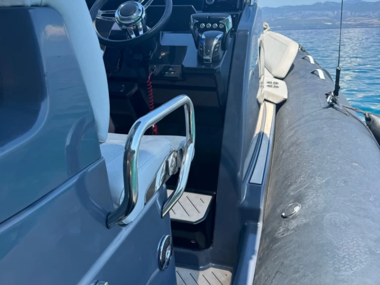 Zodiac Medline 9 mieten Opatija