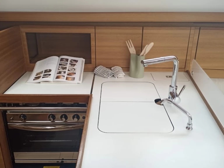 Segelboot mit oder ohne Skipper Elan mieten in Ibiza Town