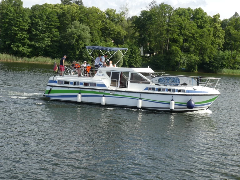 Motorboot mit oder ohne Skipper  mieten in Lübz