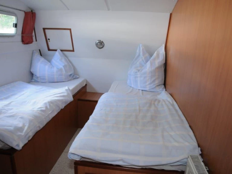 Vermietung Motorboot  mit Führerschein