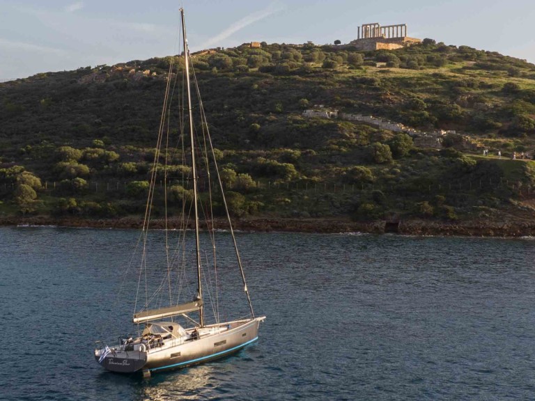 Ein Bénéteau First Yacht 53 mieten in Lavrion