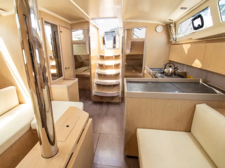 Boot mieten Nikiána günstig Oceanis 41.1[G]