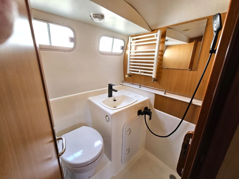 Motorboot mieten in Lübz -  Tarpon 37 DP