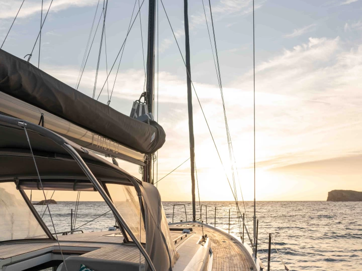 Segelboot mit oder ohne Skipper Bénéteau mieten in Lavrion