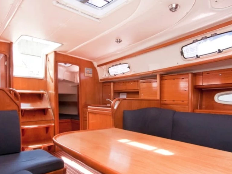 Bootsverleih Bavaria Bavaria 37 Nikiána Samboat