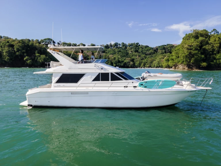 Yacht mit oder ohne Skipper Sea Ray mieten in Quepos