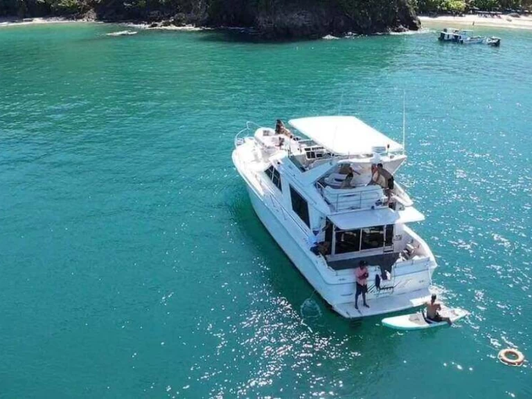 YachtCharter in Quepos - Sea Ray Sea Ray 53 auf SamBoat