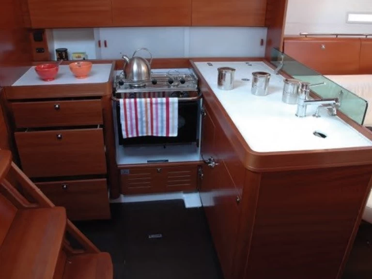 Ein Dufour Dufour 40 E Performance mieten in La Trinité-sur-Mer