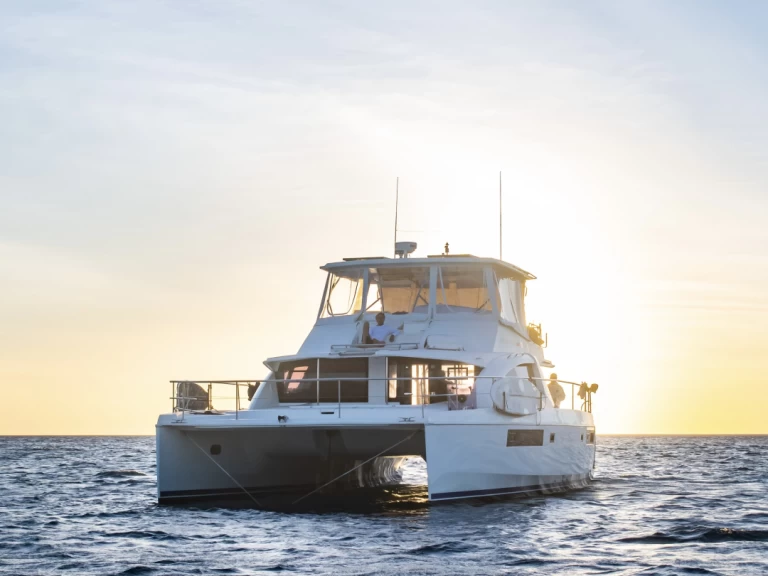 Vermietung Katamaran Power Cat  mit Führerschein