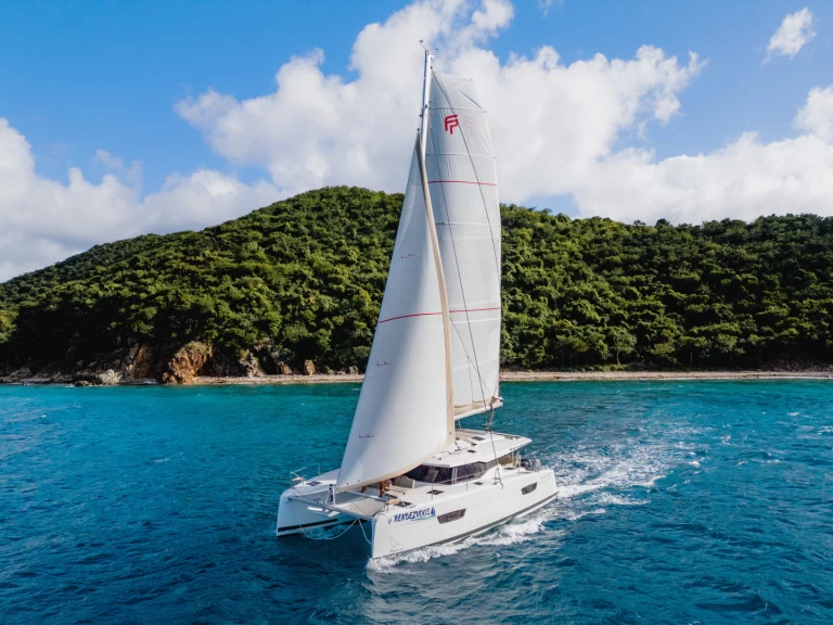 Katamaran mieten in Road Town - Fountaine Pajot Astrea 42
