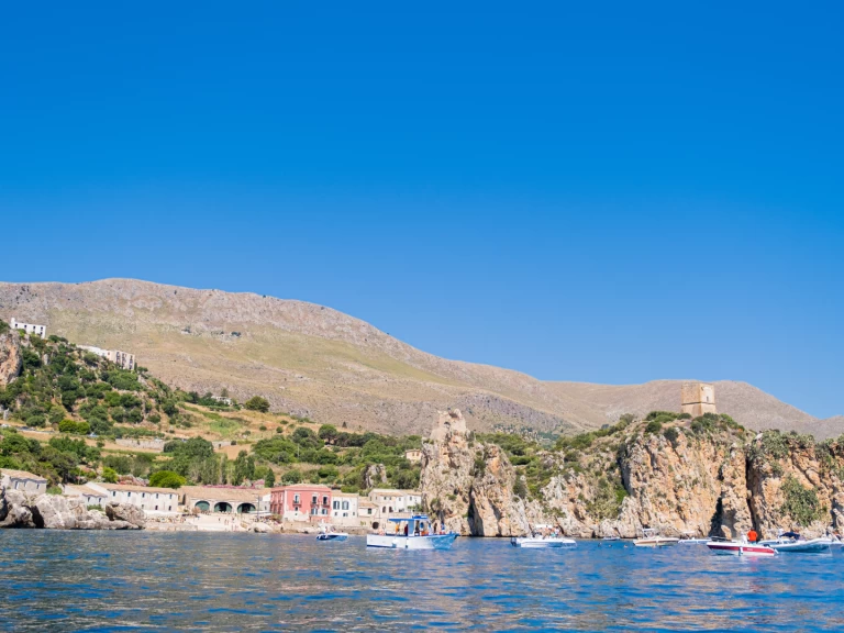 Ein icon 28 Sport mieten in Castellammare del Golfo